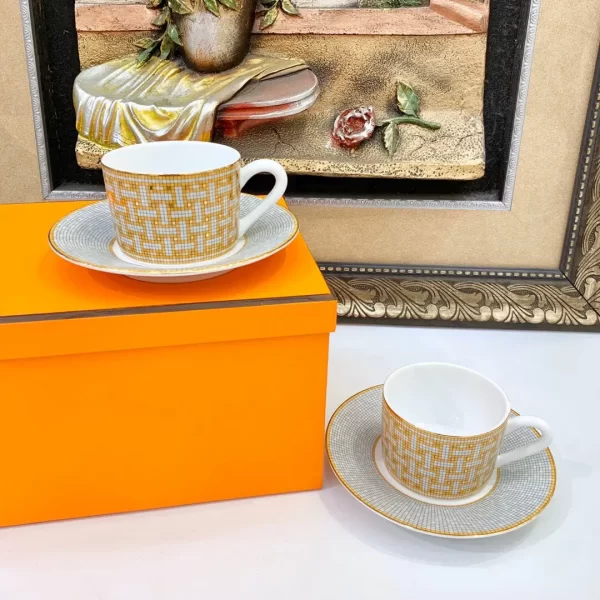 Mosaique au 24 gold tea cup and saucer