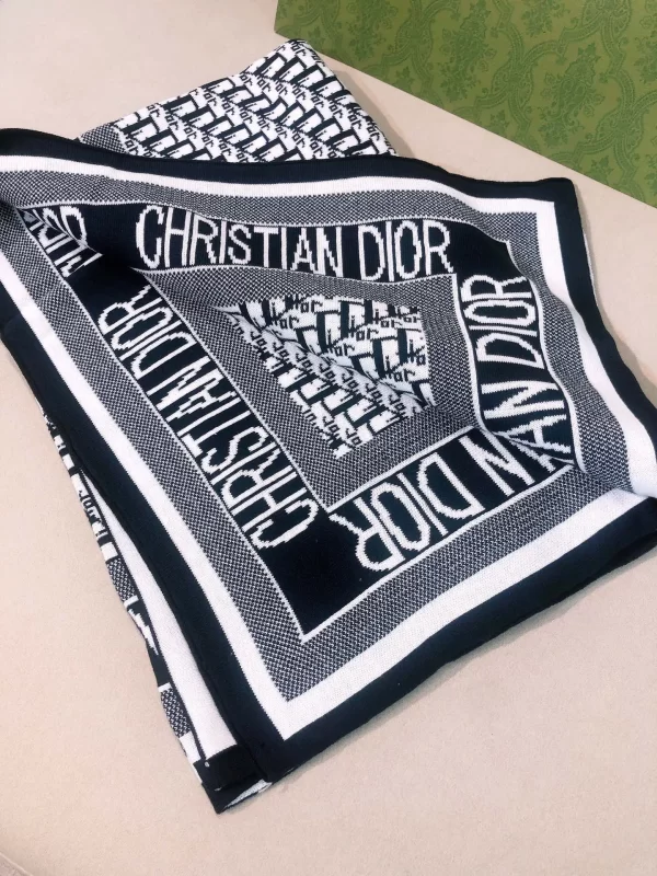 Christian dior outlet baby blanket