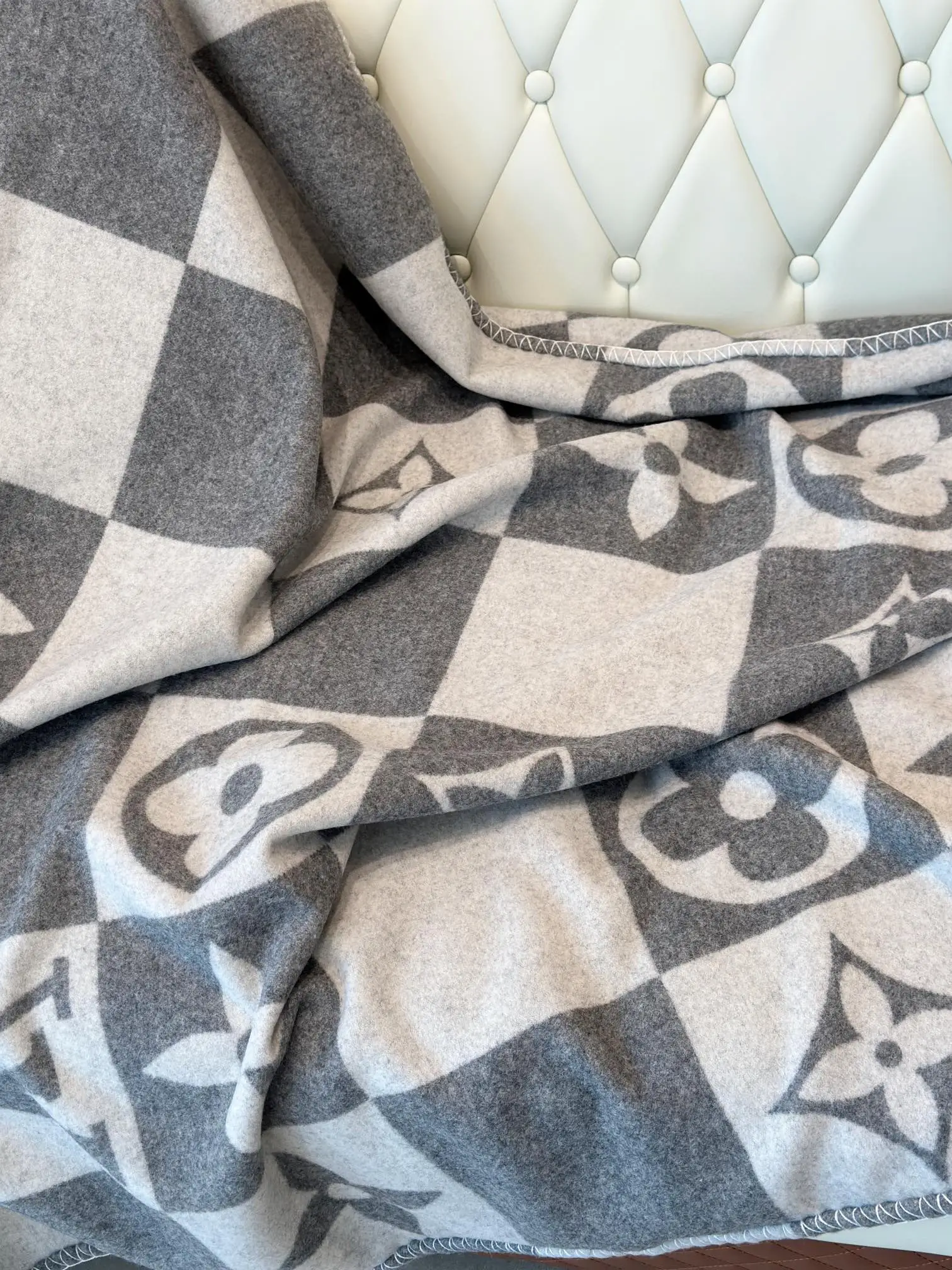 LV Checkmate Blanket S00 - Home